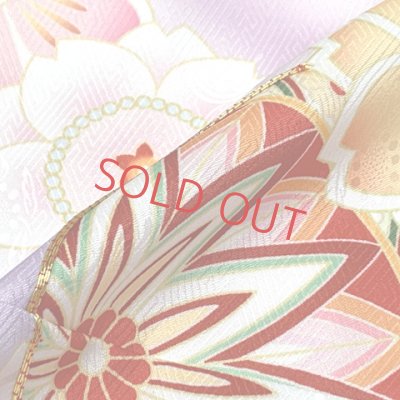 画像4: 七五三 着物 フルセット 7歳 女の子用 絵羽柄の子供着物 結び帯セット(合繊)【藤色、ねじり梅と鞠・桜】