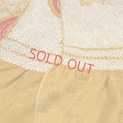 画像2: 【アウトレット品】 帯揚げ 成人式の振袖用 正絹 柄総絞りの帯あげ(単品)【山吹ｘ朱色、梅】