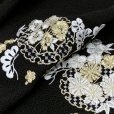 画像4: 振袖用 正絹 帯揚げ 帯締めセット刺繍入り帯上げ 転写玉飾りの帯〆 化粧箱付き【黒地、雪輪と松竹梅】