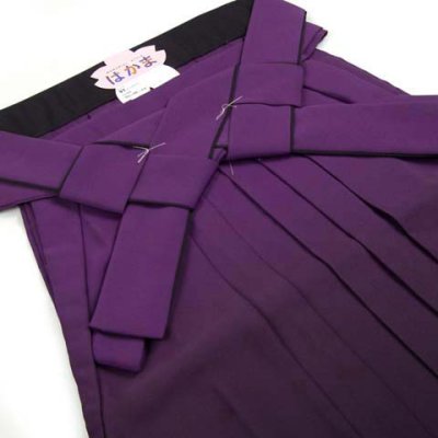 画像3: 卒業式に 女性用 シンプルな無地ぼかしの袴【紫系】[S/M/L/2Lサイズ]