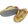画像3: 子供草履 七五三 ５歳 ７歳 女の子 金襴生地の草履 19.0cm【ゴールド、青海波に鞠】 (3)