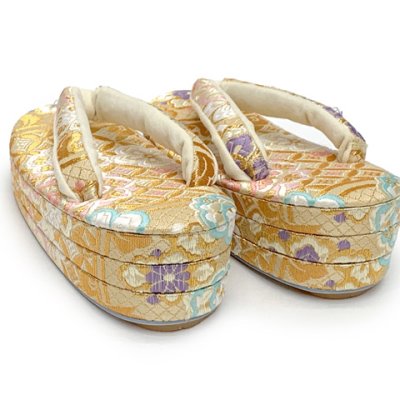 画像3: 子供草履 七五三 女の子草履 三枚芯 19.5cm 金襴生地 適応：17.5cm-18.5cm【ゴールド系、七宝・華様紋】