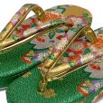 画像2: 子供草履 七五三 ７歳 女の子 金襴生地の草履 21.0cm【緑ｘ金、桜】 (2)