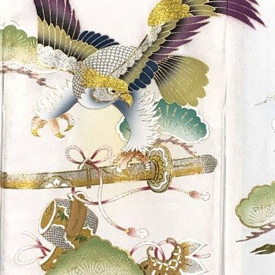 画像3: 2025年の干支 巳年特別仕様 お宮参り 着物 男の子 赤ちゃんのお祝い着 金彩加工 京友禅 産着 初着 正絹 日本製【白、鷹と富士山】