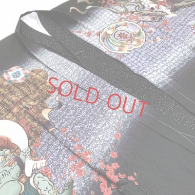 画像6: 七五三 着物 5歳 男の子 正絹 刺繍入り 羽織 着物 アンサンブル【黒地、風神雷神】