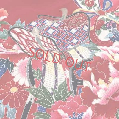 画像6: お宮参り 女の子 着物 正絹 赤ちゃんのお祝い着 初着 産着 襦袢付き【赤、御所車】