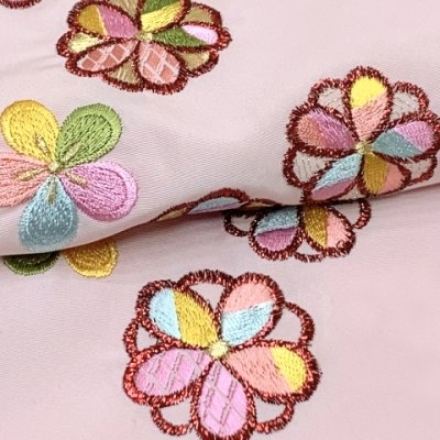 画像4: 半衿 振袖に ラメ刺繍 華やかな刺繍入りの半襟 合繊【薄ピンク系、八重花】