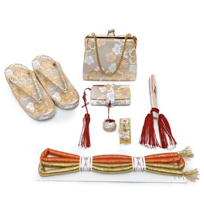 画像7: 七五三 着物 女の子 フルセット 7歳 合繊 絵羽柄の子供振袖 結び帯コーディネートセット【ホワイト系、古典柄】