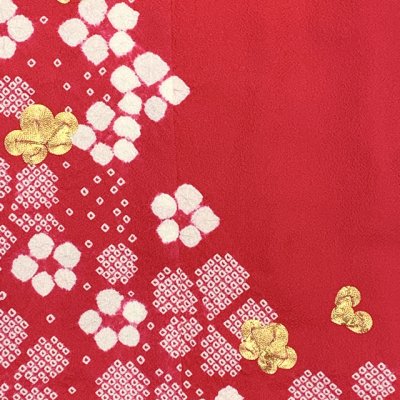 画像3: 七五三 着物 7歳 フルセット 日本製 正絹 本絞り柄 金駒刺繍 絵羽付け 着物と結び帯 コーディネートセット【チェリーレッド、梅】