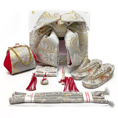 画像6: 七五三 着物 7歳 フルセット 女の子 購入 日本製 正絹 金駒刺繍 絵羽付け着物と作り帯 コーディネートセット【生成り系、鞠と牡丹】