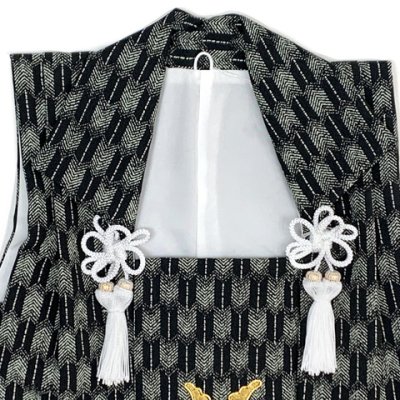 画像4: 七五三 男の子 3歳 被布セット 被布コート 雪駄 信玄袋 足袋 4点コーデセット 合繊【黒地、矢羽に兜と小槌】