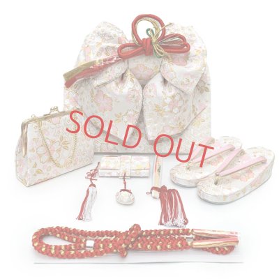 画像6: 七五三 着物 7歳 セット 正絹 刺繍入り 四つ身着物と結び帯 コーディネートフルセット【藤色、枝垂れ桜に鞠】