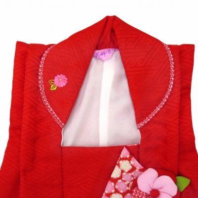 画像4: 七五三 着物 “式部浪漫”ブランド 3歳女の子用被布コート 単品(合繊) 【赤・花輪】