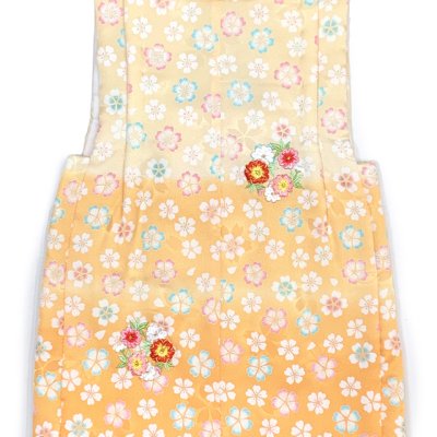 画像3: 被布コート ３歳女の子用 七五三 日本製 正絹 友禅染め 刺繍入り 被布コート(単品)【クリームｘ山吹ぼかし、桜】