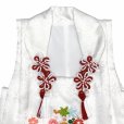 画像4: 被布コート ３歳女の子用 七五三 日本製 正絹 手描き 被布コート(単品)【白、鞠と花輪】 (4)