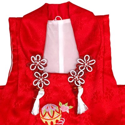 画像4: 被布コート ３歳女の子用 七五三 日本製 正絹 刺繍柄 被布コート(単品)【赤、鞠と鶴・梅】