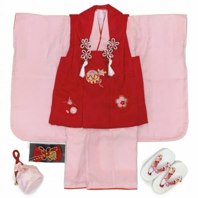 画像4: ≪１点限り！ オリジナル・コーディネートセット≫七五三 3歳 着物 セット 女の子 被布セット 女の子 正絹 刺繍柄の被布コート・着物 フルセット【赤ｘピンク、鞠と鶴・梅】