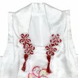 画像4: 被布コート ３歳女の子用 七五三 日本製 正絹 本絞り 刺繍柄 被布コート(単品)【白、ねじり梅と鶴】 (4)