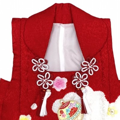 画像4: 被布コート ３歳女の子用 七五三 日本製 正絹 本絞り 刺繍柄 被布コート(単品)【紅白、鞠と梅】