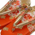画像3: 草履 子供 七五三 女の子用 7歳 金襴生地 草履 21cm【朱赤ｘベージュ、鞠と牡丹】 (3)