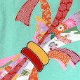 画像4: 七五三 着物 7歳 女の子 日本製 正絹 金駒刺繍 絵羽付け 四つ身の着物【浅葱色、熨斗に鞠】