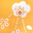画像5: 七五三 7歳女の子用正絹の着物  日本製 本絞り 刺繍入り 絵羽柄の子供着物【黄色 桜に蝶】