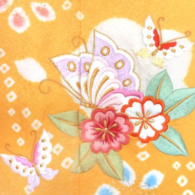 画像3: 七五三 7歳　女の子用 着物セット 正絹 女の子 本絞り 刺繍入り 絵羽柄の子供着物 セット【黄色、桜に蝶】