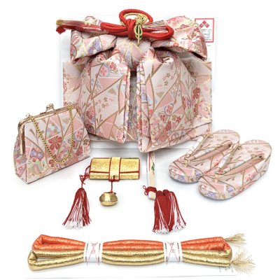 画像6: 七五三 7歳　女の子用 着物セット 正絹 女の子 本絞り 刺繍入り 絵羽柄の子供着物 セット【黄色、桜に蝶】