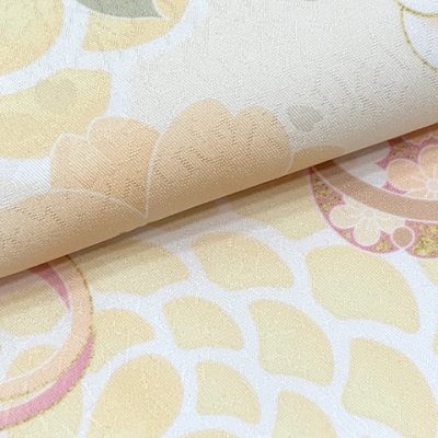 画像6: ジュニアサイズ 振袖 小紋柄 150サイズ 合繊　お正月 卒業式袴に【淡イエロー系、鞠と菊】