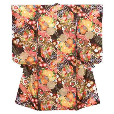 画像2: 七五三 着物 7歳 女の子 KAGURAブランド 絵羽柄の着物 四つ身 子供振袖  合繊 襦袢付き【ブラウン、花束と水引き】