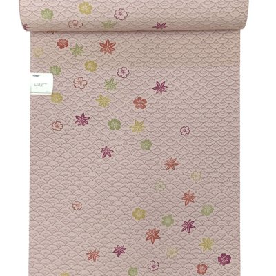画像2: 【アウトレット 美品】 反物 小紋 生地反物 東レ シルック ポリエステル 未仕立て ポリエステル 綸子【ピンクグレージュ、青海波に紅葉】