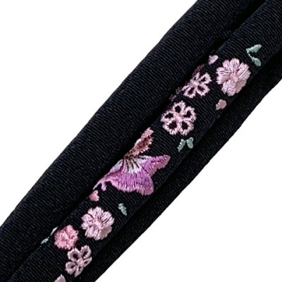 画像2: 帯締め 子供用 七五三 女の子の着物用小物 正絹 丸ぐけの帯〆 単品【黒地、花蝶】