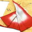 画像9: 七五三 着物 3歳 正絹 フルセット 女の子 友禅 絵羽柄の着物 被布セット【白ｘ黄色、鞠】 (9)