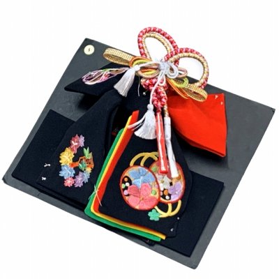 画像6: 七五三 着物 3歳 女の子 フルセット 正絹 本絞り　刺繍柄 三つ身の絵羽着物 小寸結び帯・小物セット【黄色、辻が花風】