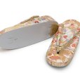 画像3: 子供草履 七五三 京都西陣 3歳 7歳 女の子 金襴生地 草履 16.5cm/18.0cm/21.0cm【白金系、古典柄】 (3)