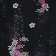 画像2: 洗える着物 絽 駒絽 小紋 夏物 着物 夏きもの レディース Mサイズ【黒地、菊花輪】 (2)