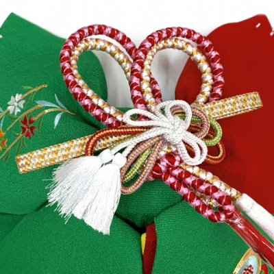 画像6: ≪アウトレット 美品≫七五三 結び帯 正絹 ちりめん生地 刺繍柄作り帯 中寸 数え7歳 5歳【緑、ねじ梅と柳】