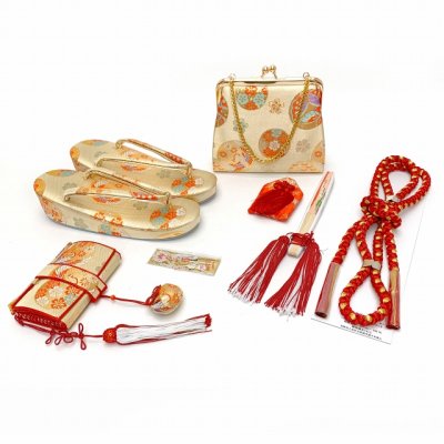 画像2: 七五三 結び帯 箱せこセット 金襴生地 ペアセット 7歳用(大寸)、5歳用(中寸)、3歳用(小寸) 合繊【シャンパンゴールド、家紋】