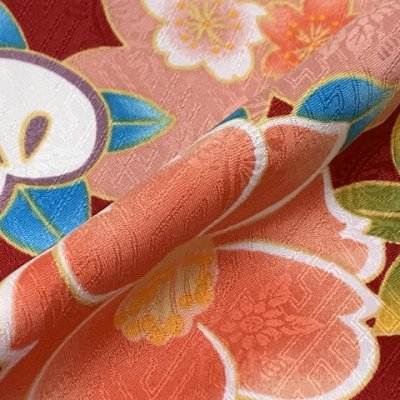 画像3: 女の子 袴セット 卒園式 入学式 小紋柄(総柄)四つ身の着物(合繊)＆刺繍袴のセット【赤系、桜と宝】