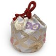 画像2: 七五三 子供草履＆巾着 2点セット 高級 京都西陣 3歳 7歳 女の子  草履 16.5cm/18.0cm/21.0cm【白銀系、七宝に菊】