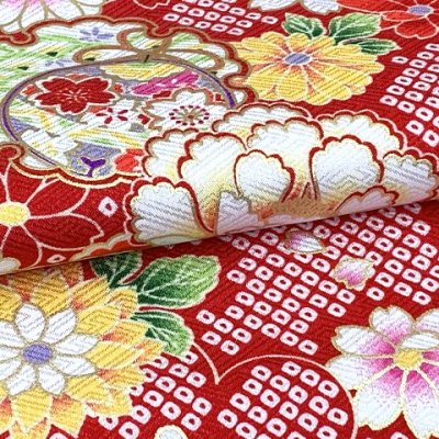 画像5: 七五三 着物 7歳 女の子用 フルセット 総柄の子供着物 結び帯セット(合繊)【赤、鈴と牡丹・雪輪】