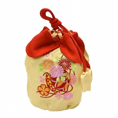 画像8: 被布コート 巾着付き R・Kブランド 刺繍入り 合繊七五三 ひな祭り 節句【クリームイエロー、鞠と菊】