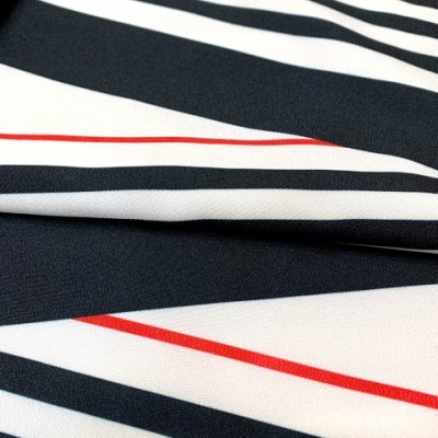 画像5: 卒業式 袴セット 女性用 大学生 小学生 ショート丈 二尺袖着物 小振袖 刺繍袴(SS/S/M/Lサイズ) 2点セット(合繊)【生成り、線】