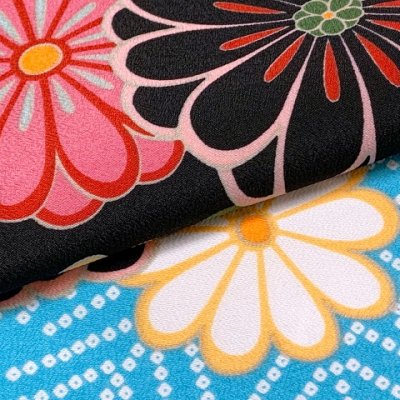 画像4: 卒業式の着物 小紋柄の二尺袖 単品 ショート丈 フリーサイズ【黒ｘ水色、菊と松・桜】