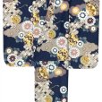 画像3: 七五三 着物 2025年新作 7歳 女の子用 小紋柄 四つ身 単品 子供着物(合繊) 襦袢付き【紺地、雲どりに鞠・菊】 (3)
