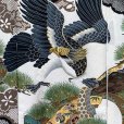 画像3: お宮参り 男の子 着物 正絹  赤ちゃんのお祝い着 (初着 産着） 熨斗目 襦袢付き 日本製【黒地、松と鷹・束ね熨斗】