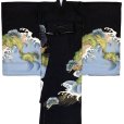 画像2: お宮参り 男の子 着物 正絹  赤ちゃんのお祝い着 (初着 産着） 熨斗目 襦袢付き 日本製【黒地、鷹と軍配】