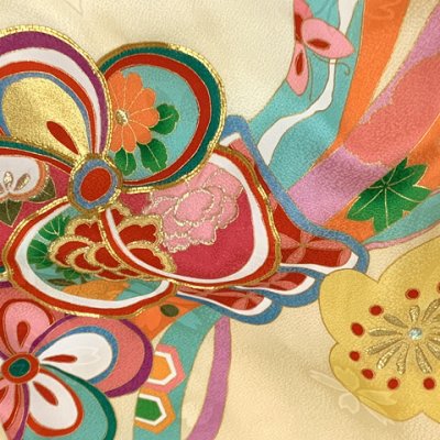 画像5: お宮参り 着物 女の子 赤ちゃんのお祝い着 日本製 友禅 産着 初着 正絹 襦袢付き【クリーム、ねじ梅】