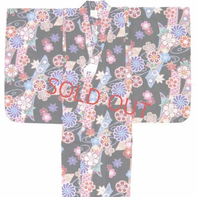 画像2: 子供浴衣 レトロ 110 女の子 こども 子供浴衣 110cm【黒地、古典桜】