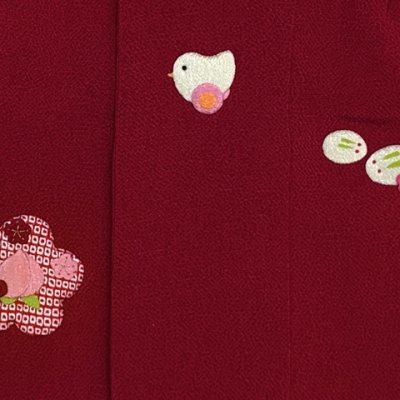 画像4: 七五三 三歳 女の子 被布セット 正絹被布コート 草履 巾着 足袋 4点コーデセット【赤、ひよこ車・うさぎ】